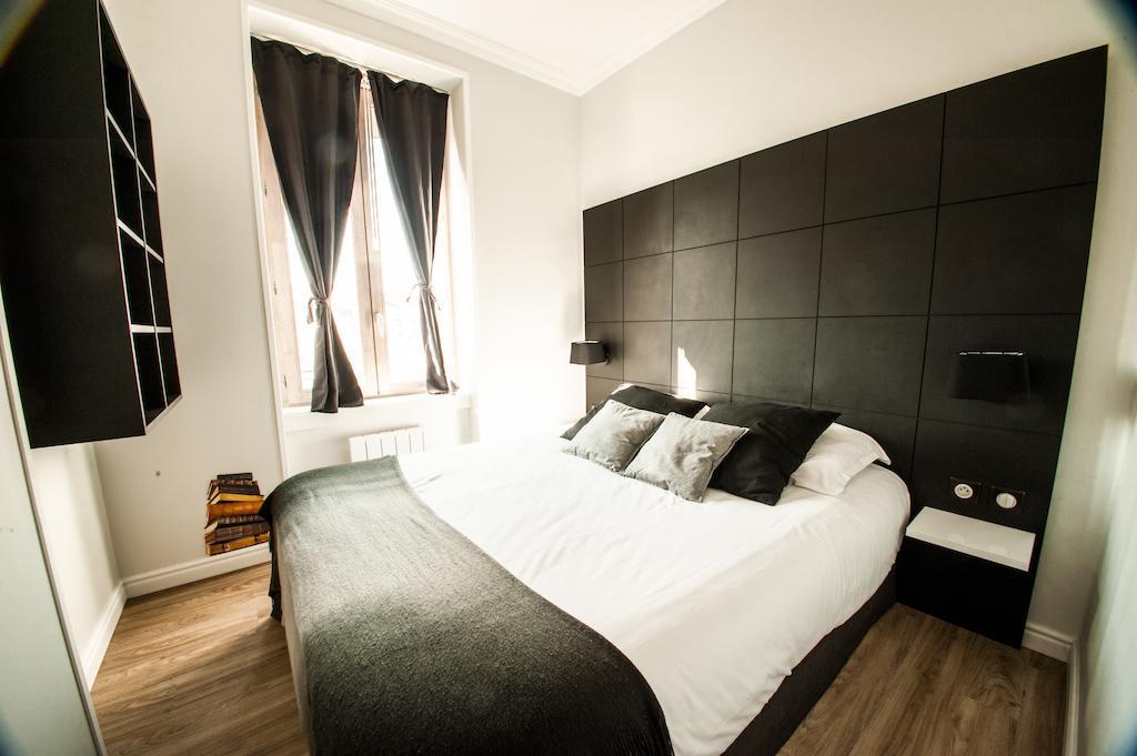Les Charmettes - Lyon 6Ieme Apartman Szoba fotó